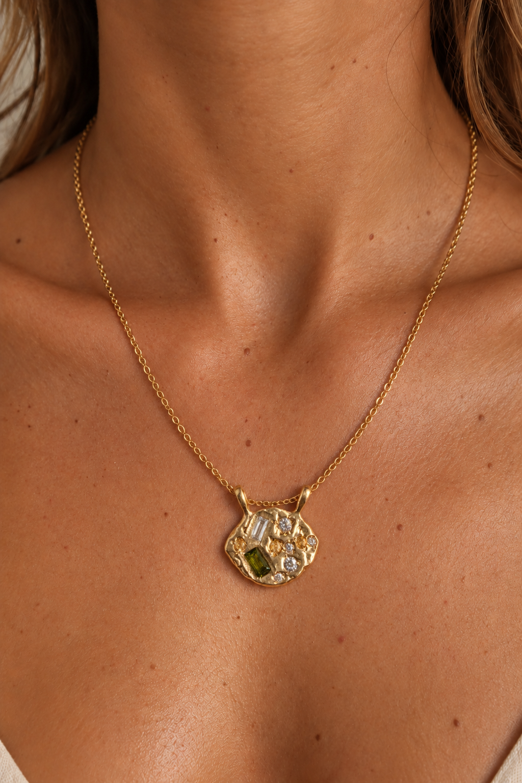 Alkira Pendant