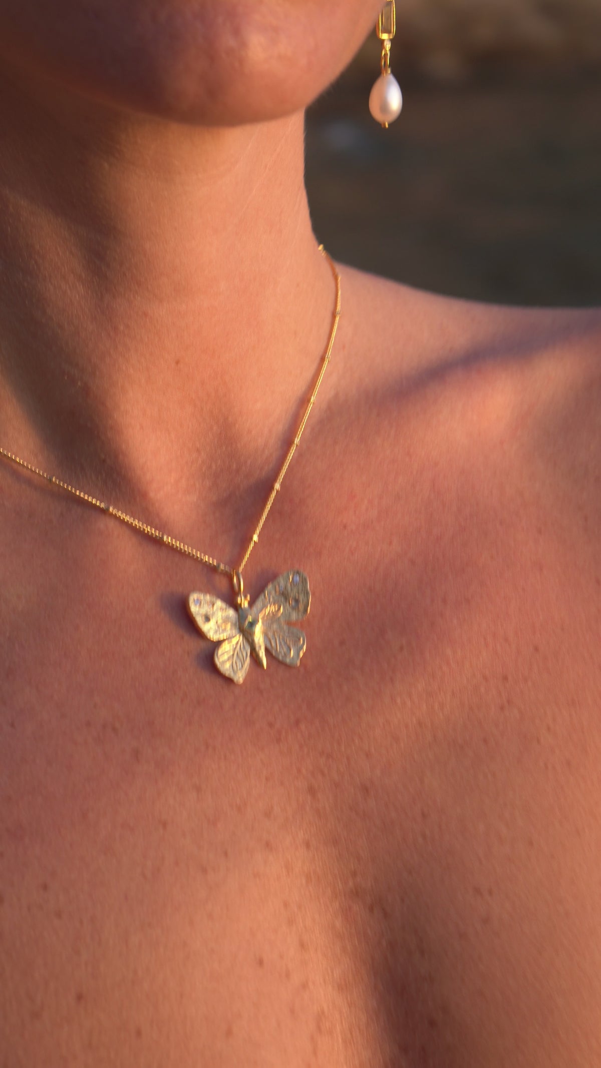 Petalouda Pendant